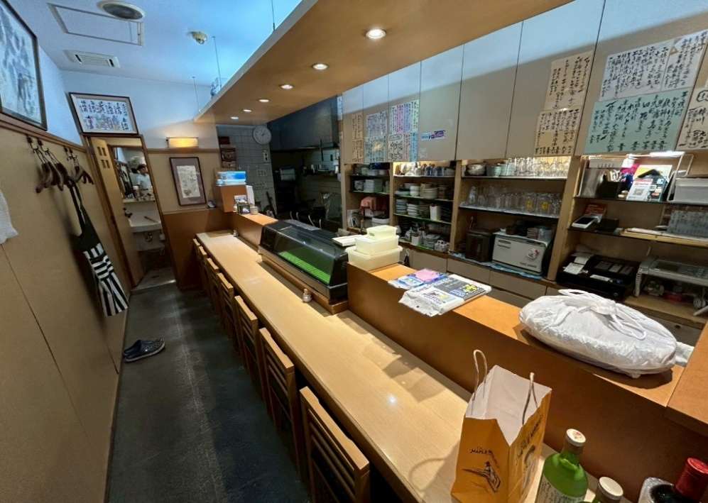 【大阪北区】阪急東通商店街沿いすぐ／好立地路面／居酒屋居抜き